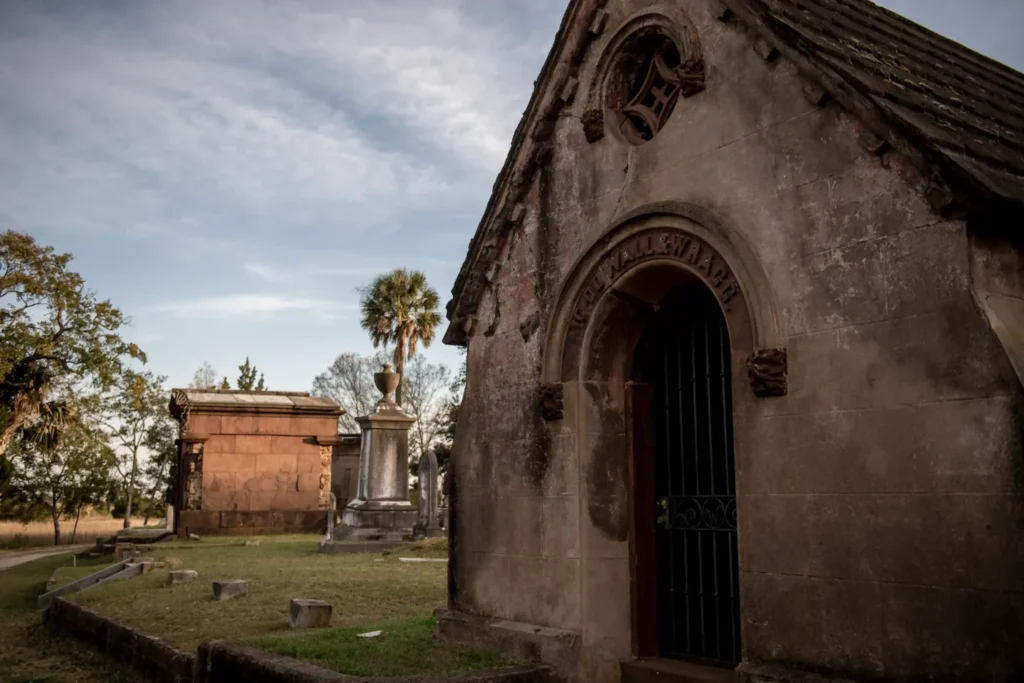  Charleston, South Carolina: Haunting messages