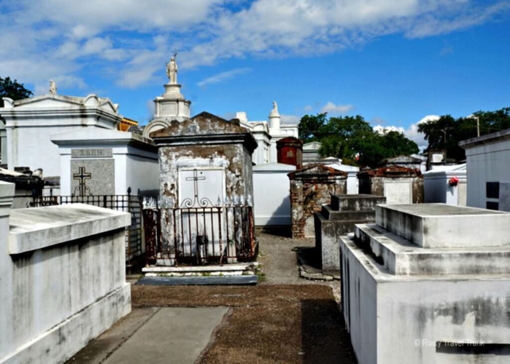 New Orleans, Louisiana: The city of the dead